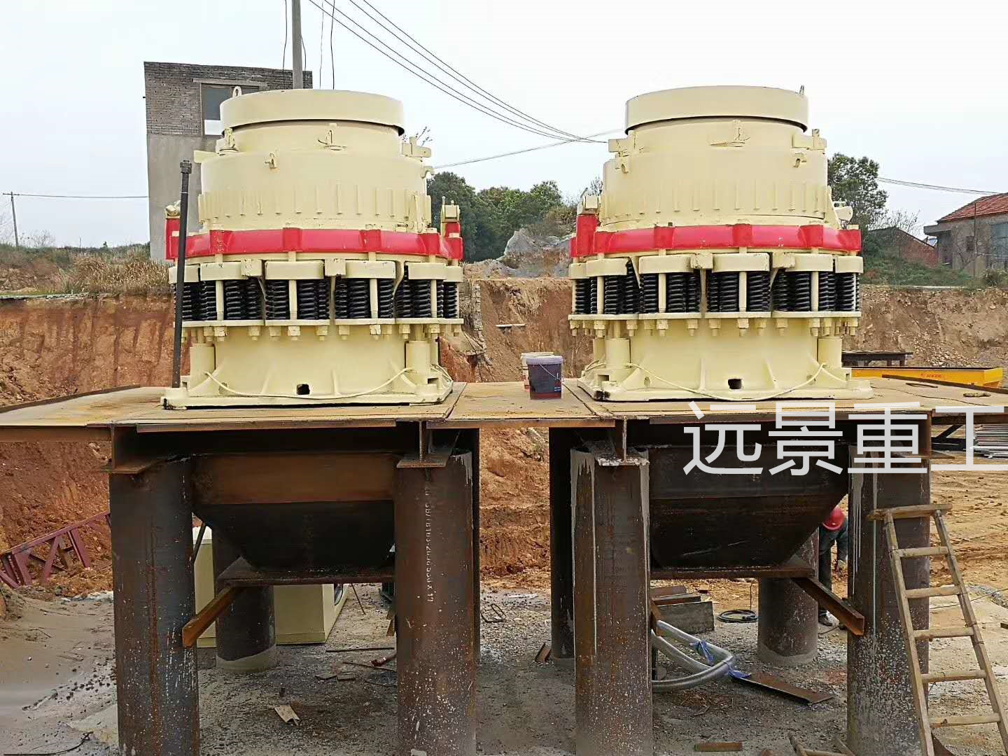 圆锥式破碎机2